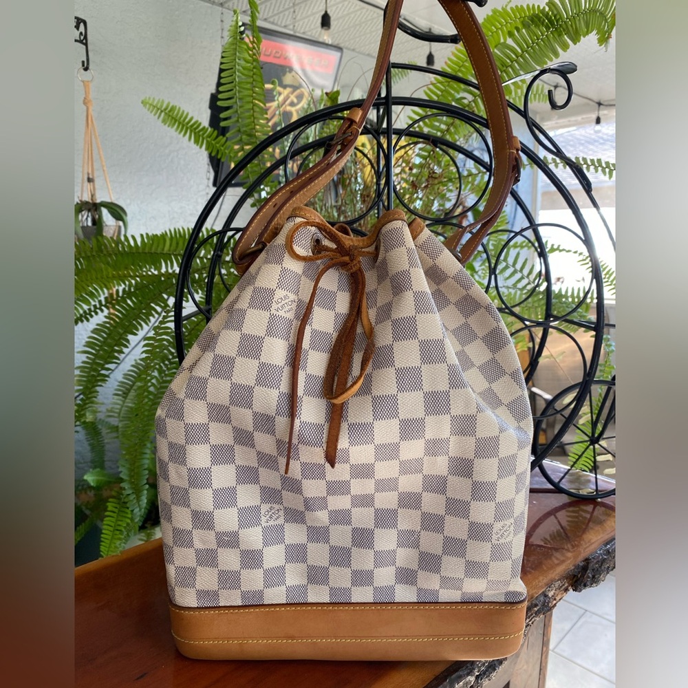 Authentic LOUIS VUITTON Noe Damier Azur Canvas Shoulder Tote Bag Purse